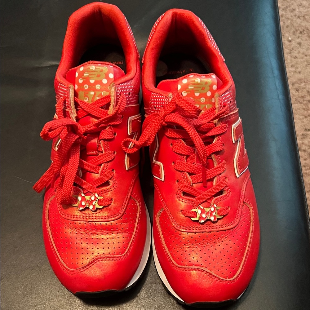 New Balance Mickey Mouse, edition, tennis shoes size 10 women’s